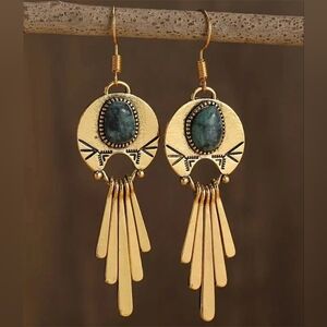 Southwest Design Dangle Earrings Gold